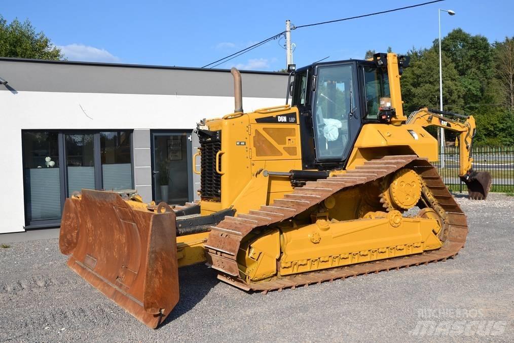 CAT D 6 N LGP Pásové dozéry