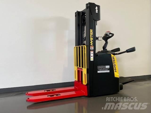 Hyster S1.6S IL Ručne vedené vysokozdvižné vozíky
