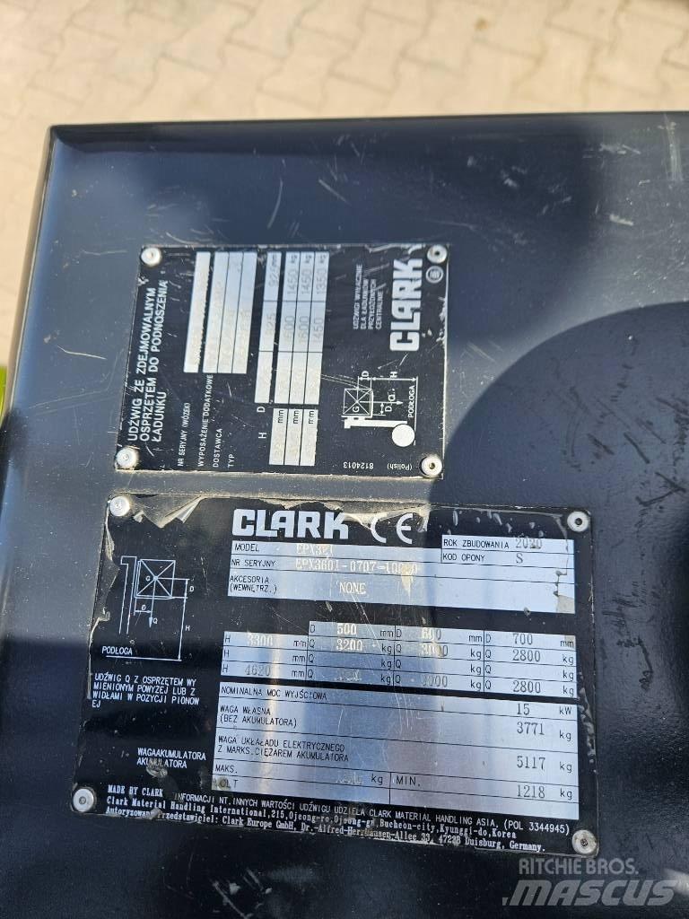 Clark EPX32i Akumulátorové vozíky