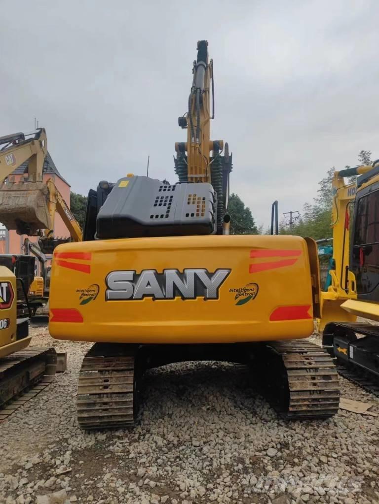Sany SY 135 C Pásové rýpadlá