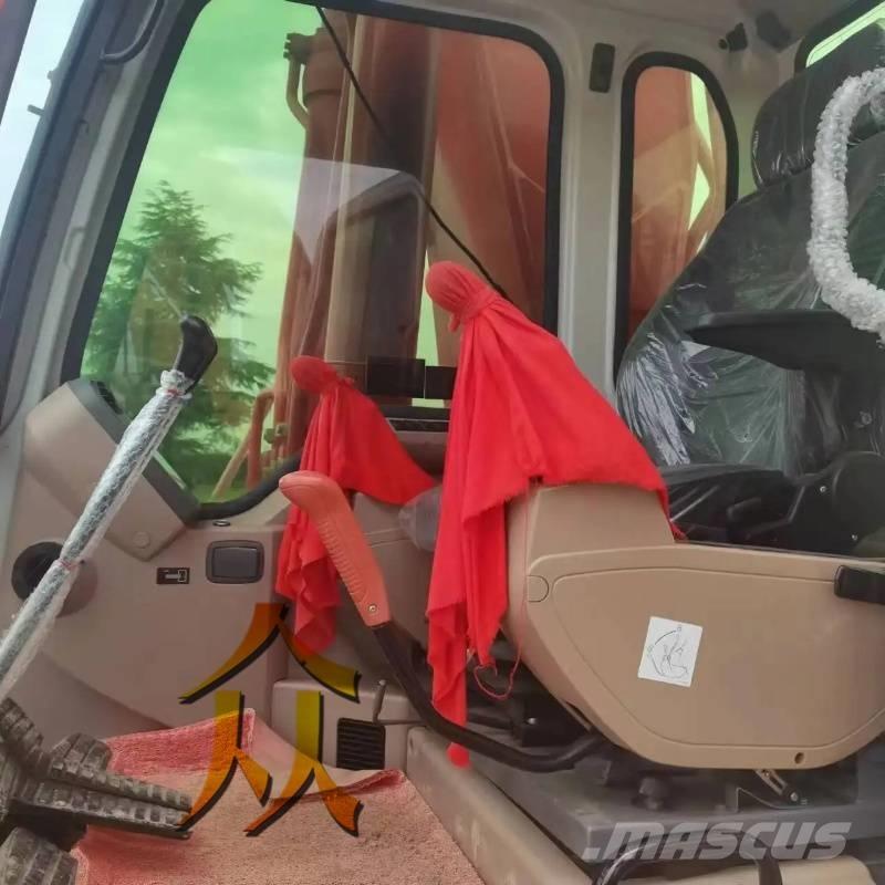 Doosan DX 420 Pásové rýpadlá