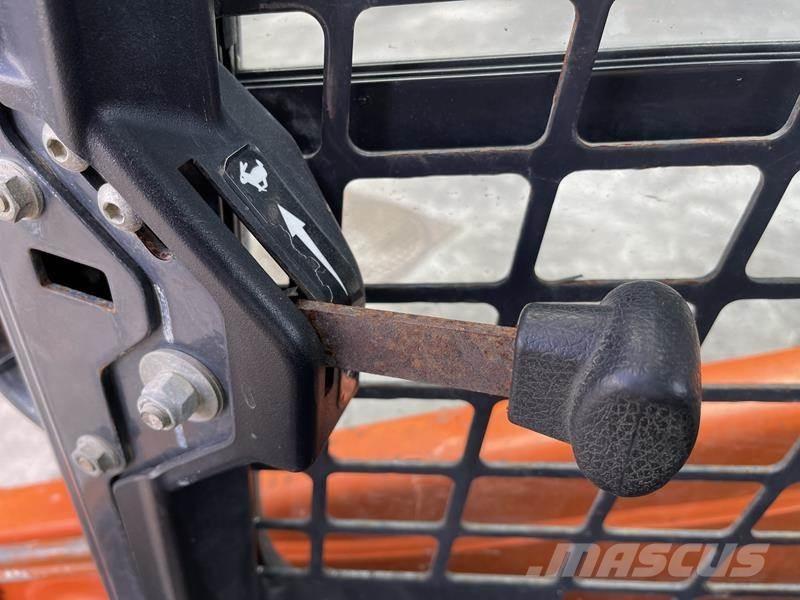 Bobcat S 450 Kolesové nakladače