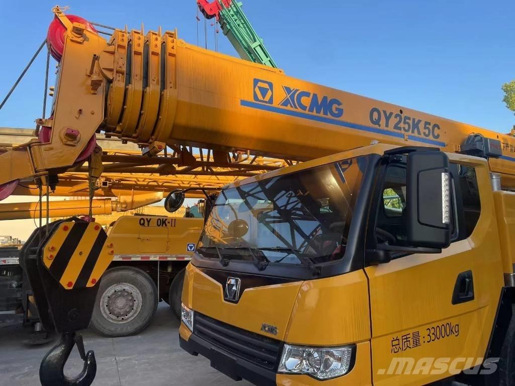 XCMG QY25KC Univerzálne terénne žeriavy