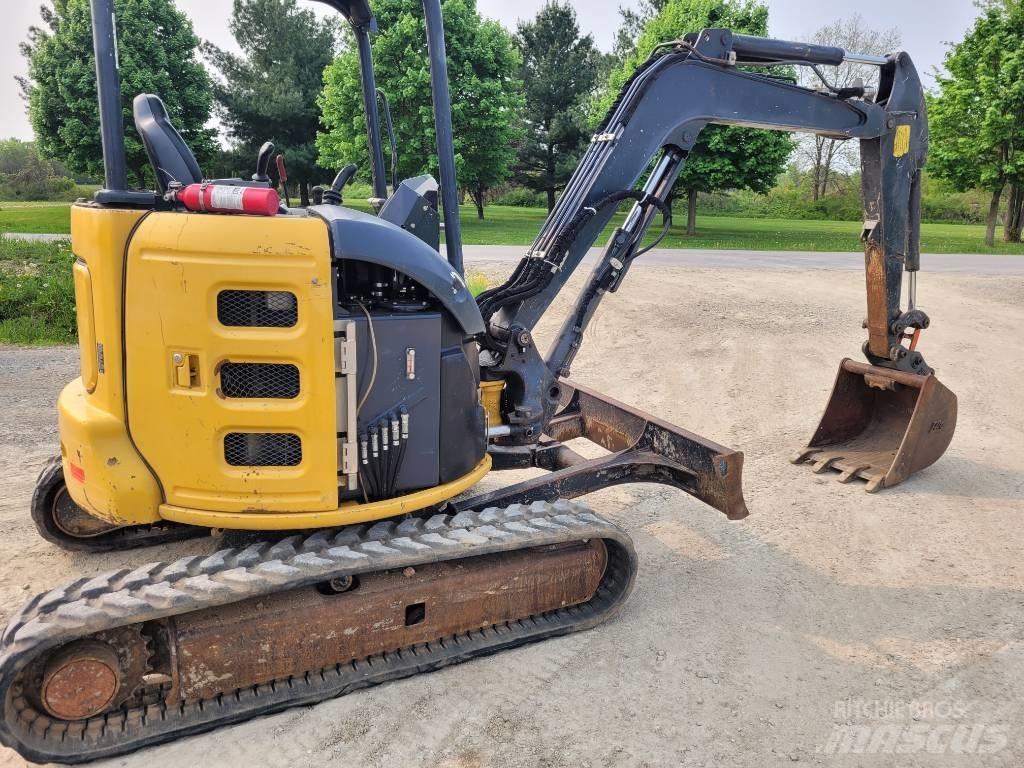 DEERE 35G Mini rýpadlá < 7t