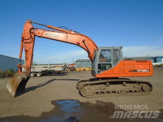 Doosan DX 225 LC Pásové rýpadlá