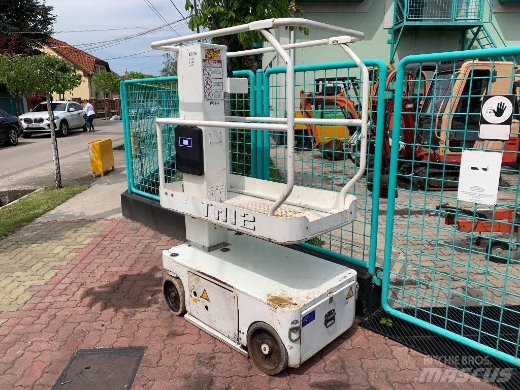 UpRight TM 12   V-2748 Vertikálne stĺpové výťahy
