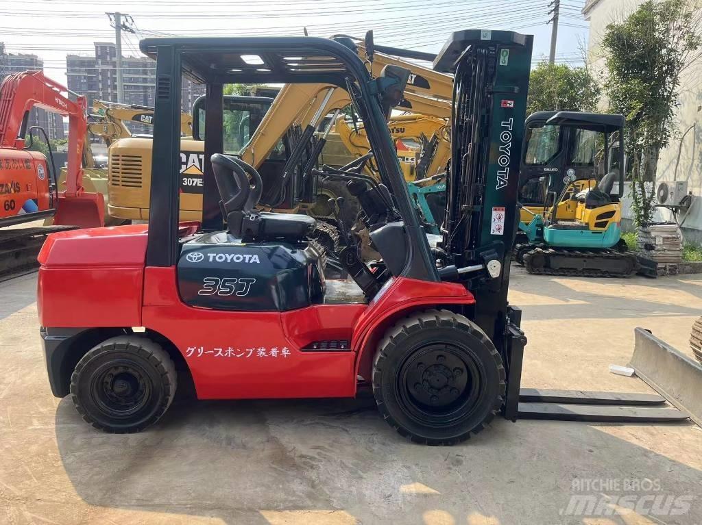 Toyota FD 35 Dieselové vozíky