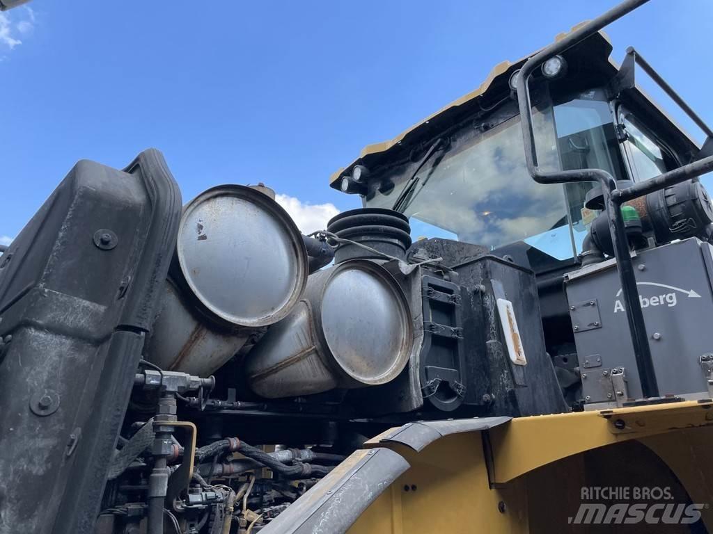 CAT 966MXE Kolesové nakladače