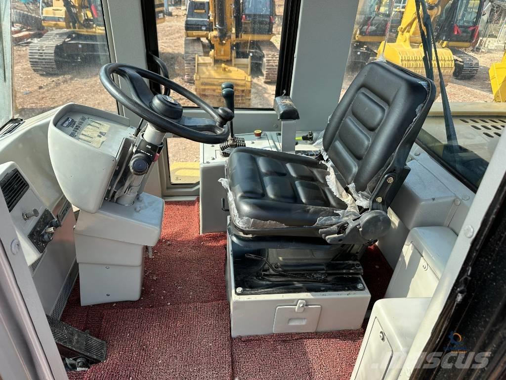 CAT 950 G Kolesové nakladače