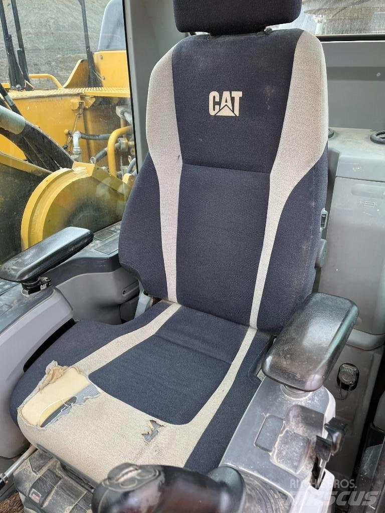 CAT 349EL Pásové rýpadlá