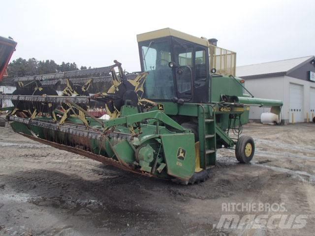 John Deere 4420 Kombinované zberacie stroje