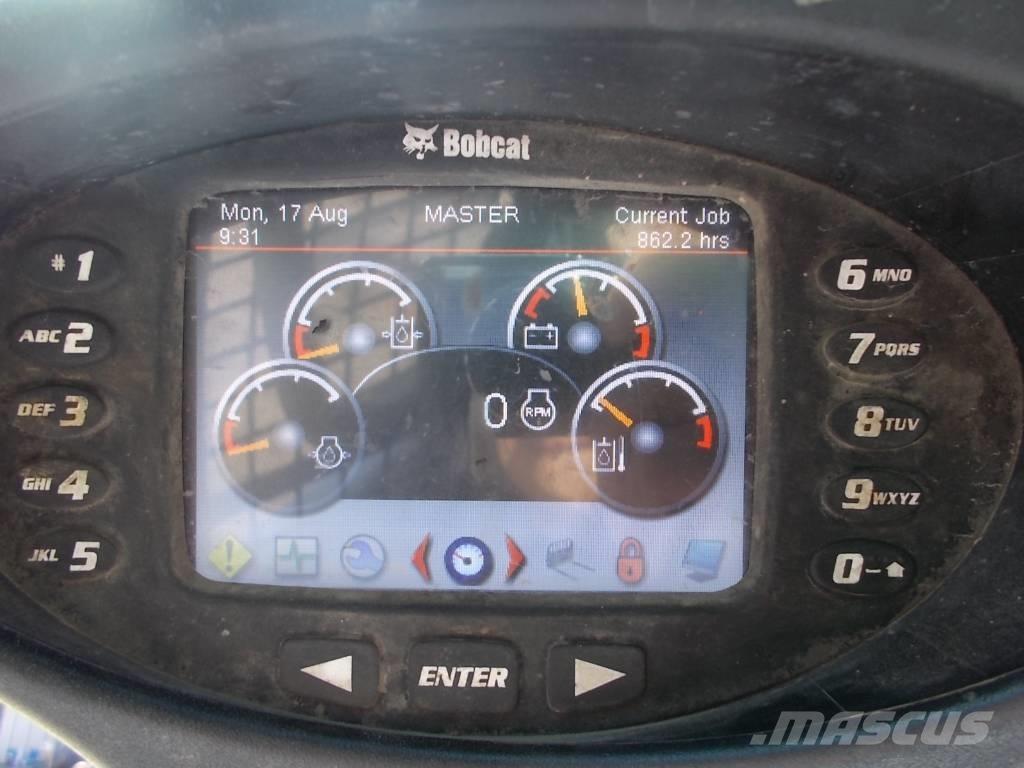 Bobcat T450 Šmykom riadené nakladače