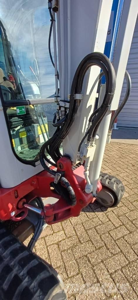 Takeuchi TB 225 Mini rýpadlá < 7t