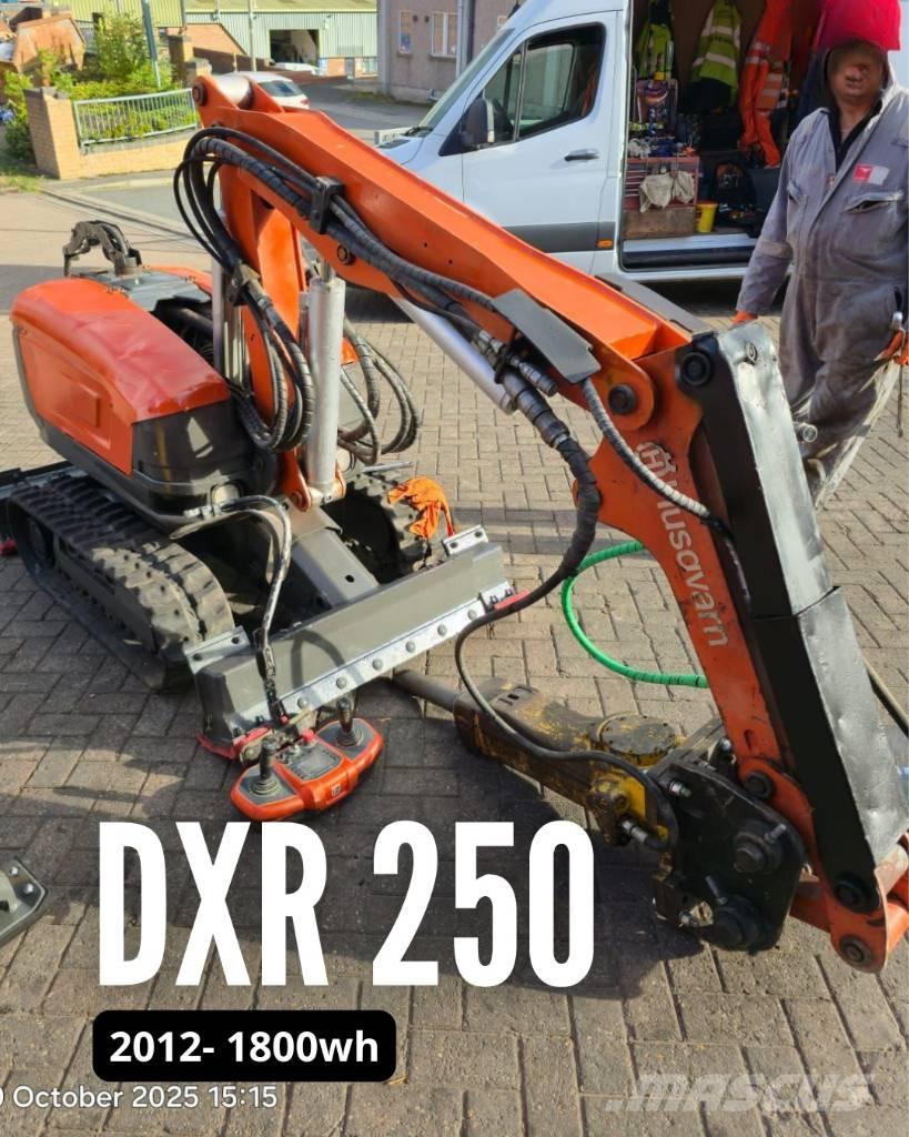 Husqvarna DXR 250 Demolačné rýpadlá