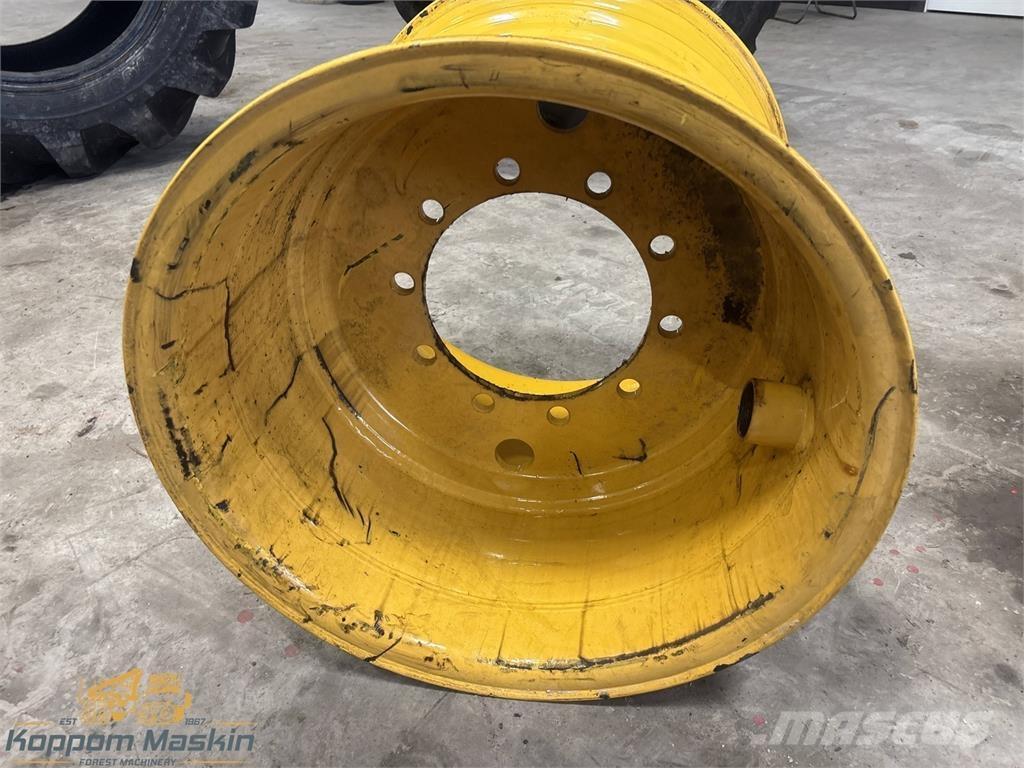 Rottne H14 24x26,5 Pneumatiky, kolesá a ráfiky