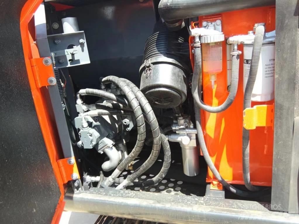 Hitachi ZX 70 Pásové rýpadlá