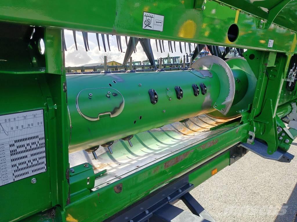 John Deere W 650 i Kombinované zberacie stroje