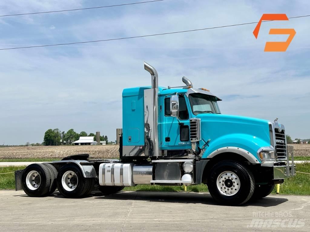 Mack Titan TD 713 Ďalšie nákladné vozidlá