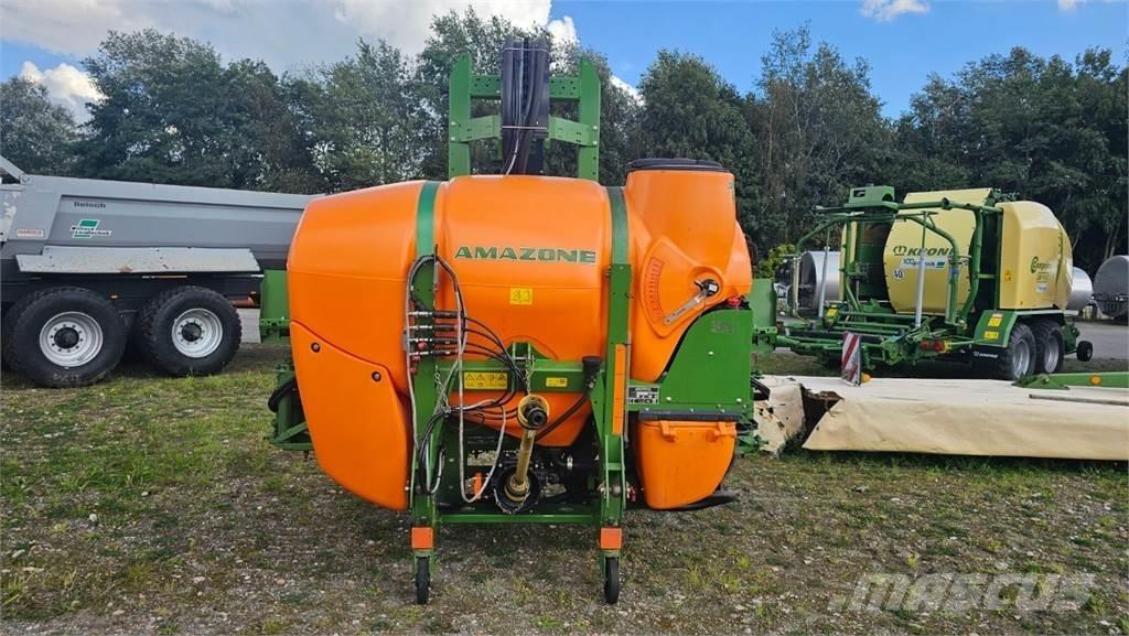 Amazone UF 901 Ťahané postrekovače