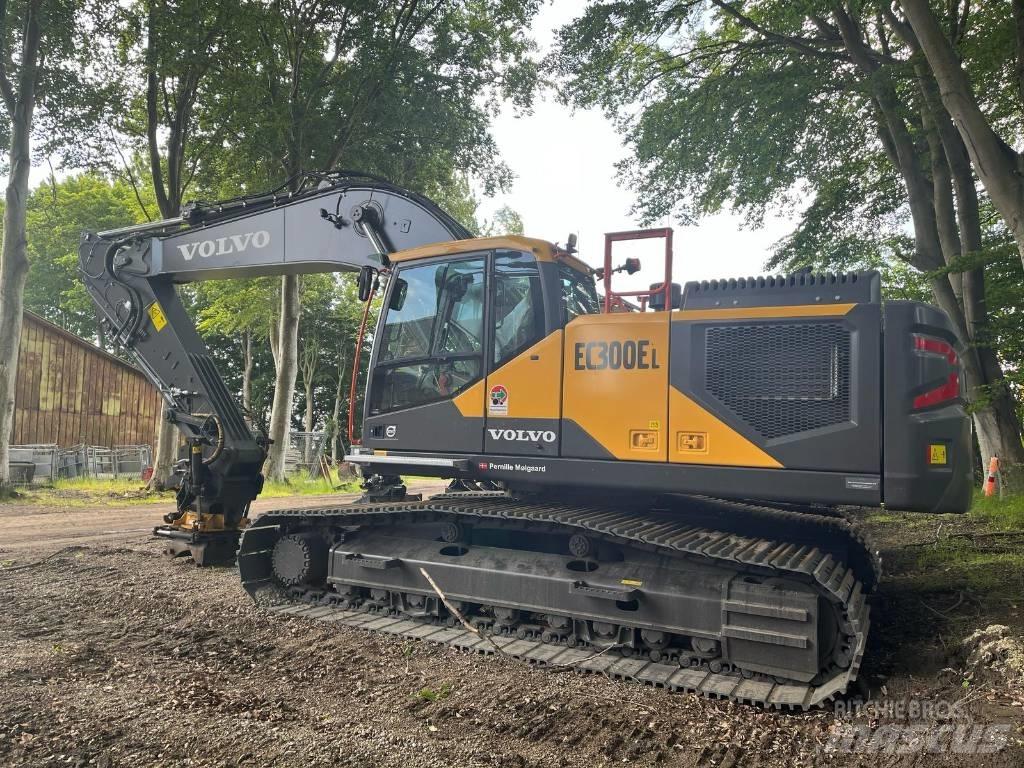 Volvo EC 300 Pásové rýpadlá