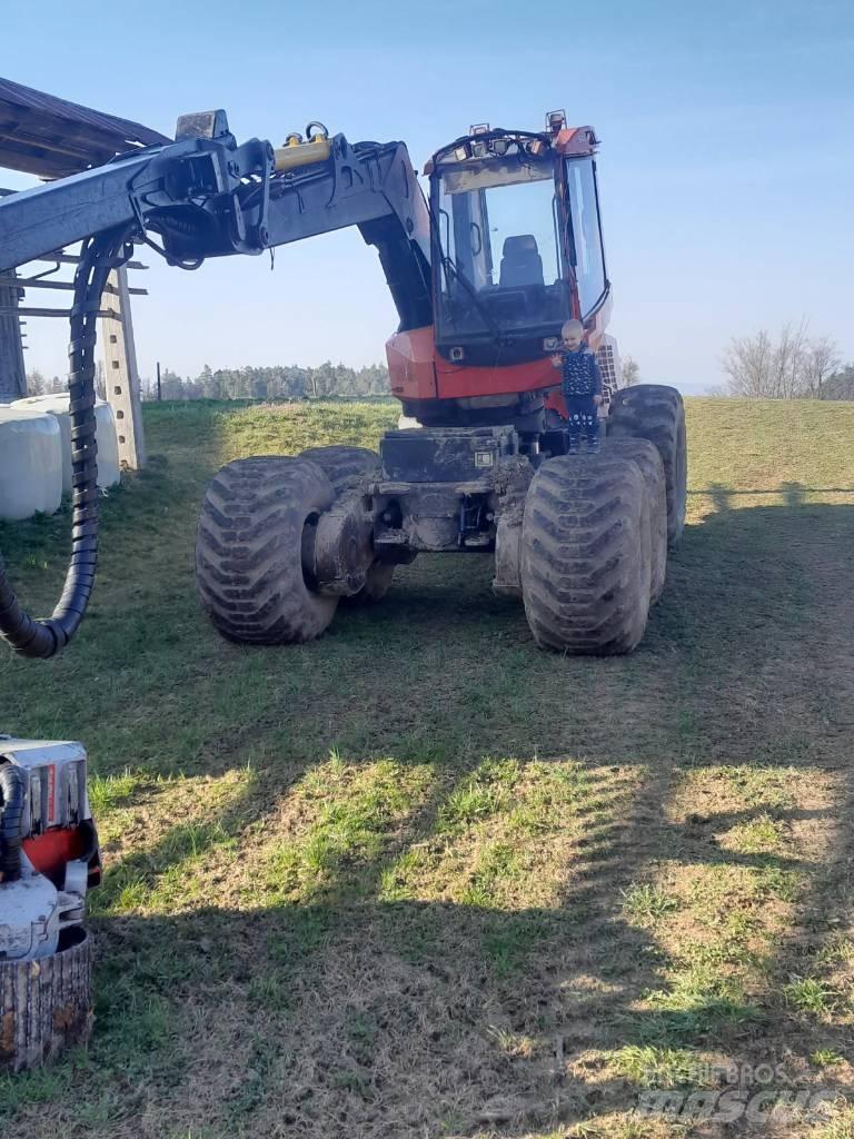 Valmet 941 Stínacie harvestory