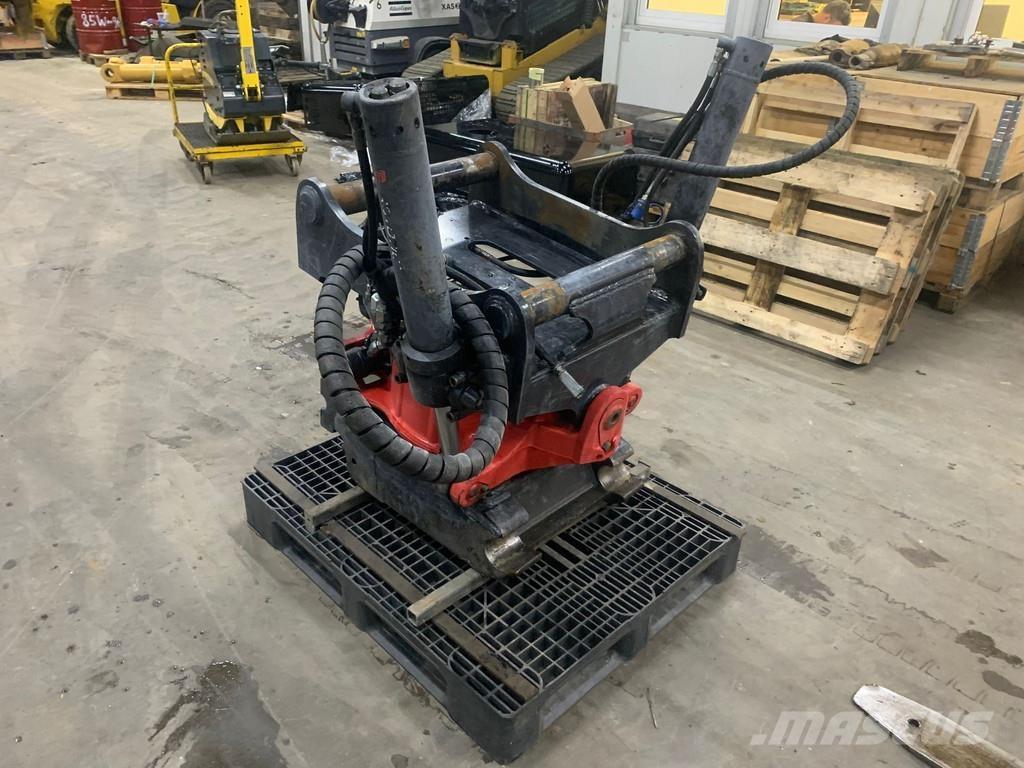 Rototilt R8 Rýchlospojky