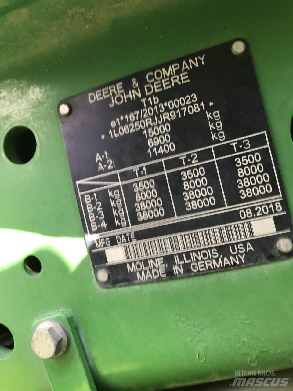 John Deere 6250R Traktory