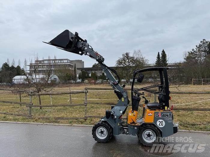 GiANT G1100 Kolesové nakladače