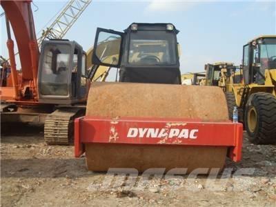Dynapack CA 251 D Ťahačové valce