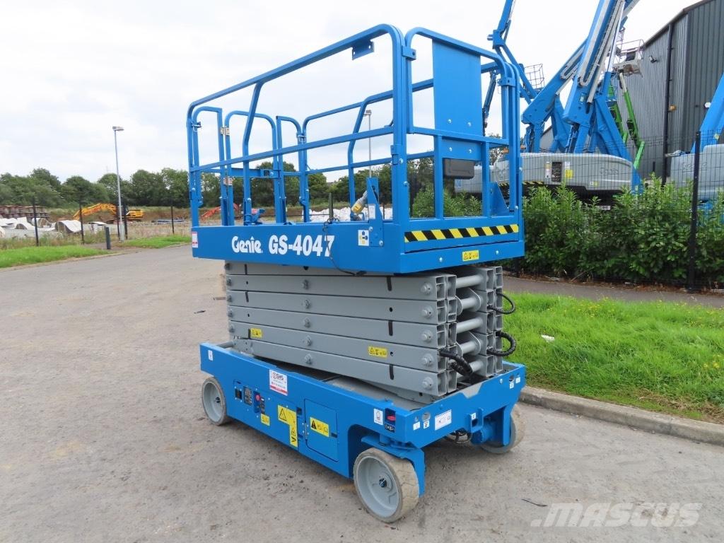 Genie GS 4047 Nožnicové zdvíhacie plošiny