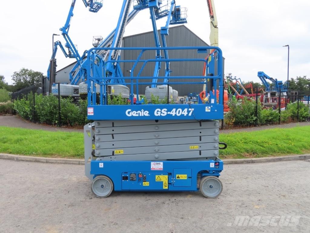 Genie GS 4047 Nožnicové zdvíhacie plošiny