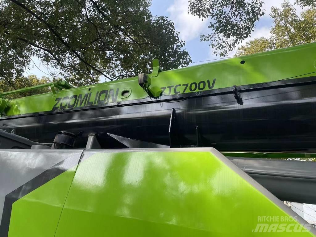 Zoomlion ZVT700 Univerzálne terénne žeriavy