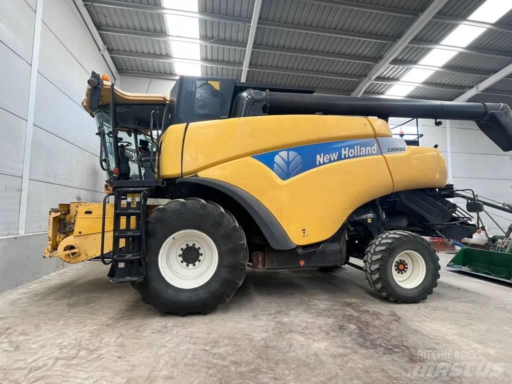 New Holland CR 9080 Kombinované zberacie stroje