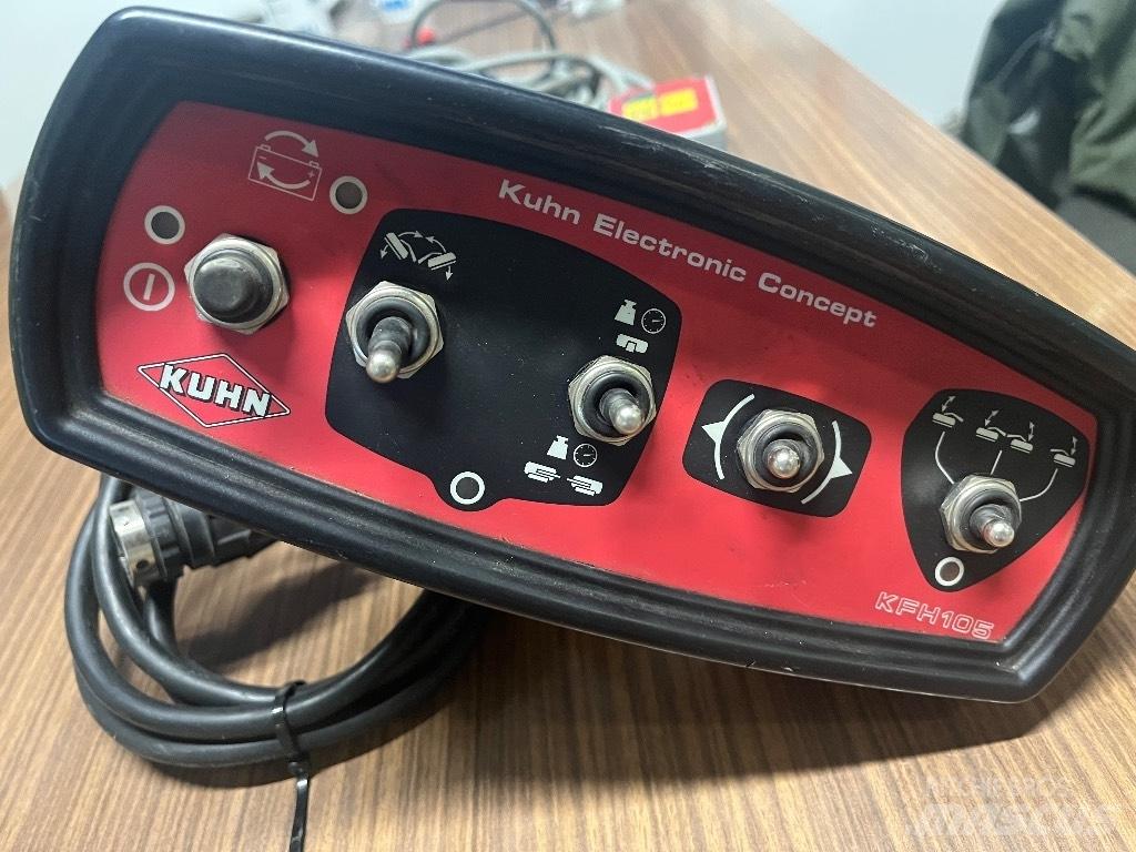 Kuhn FC 813 R Žací stroj-kondicionér