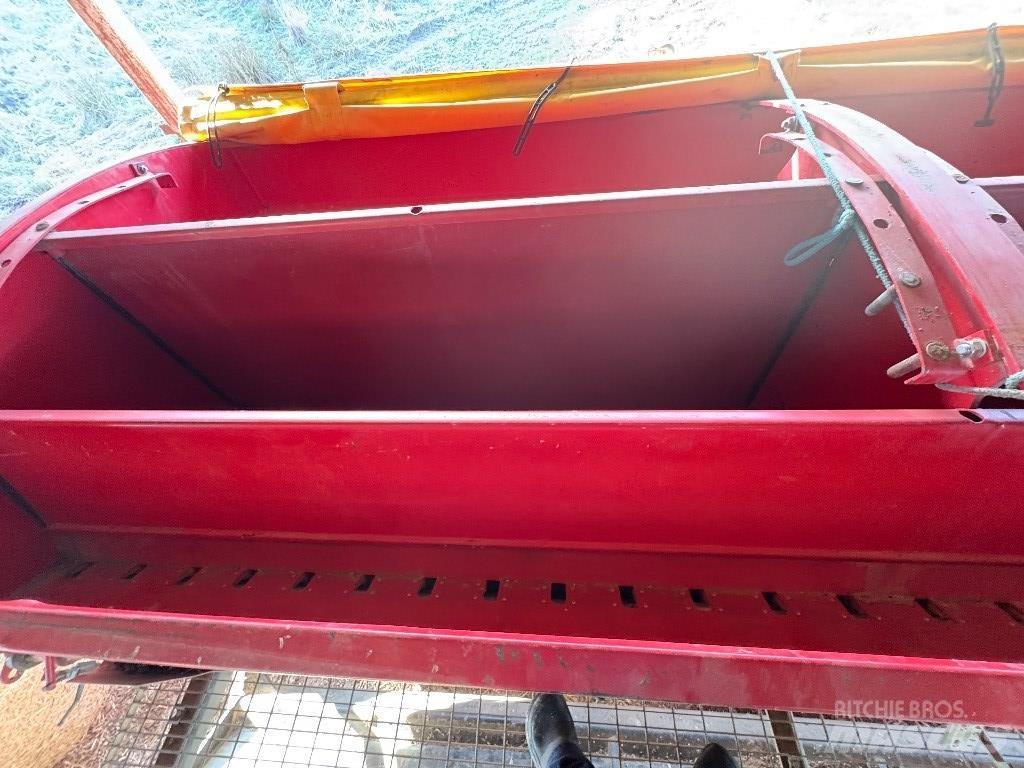 VM 400 DS Mechanické sejačky