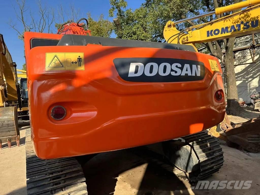 Doosan DX225LC-9C Pásové rýpadlá