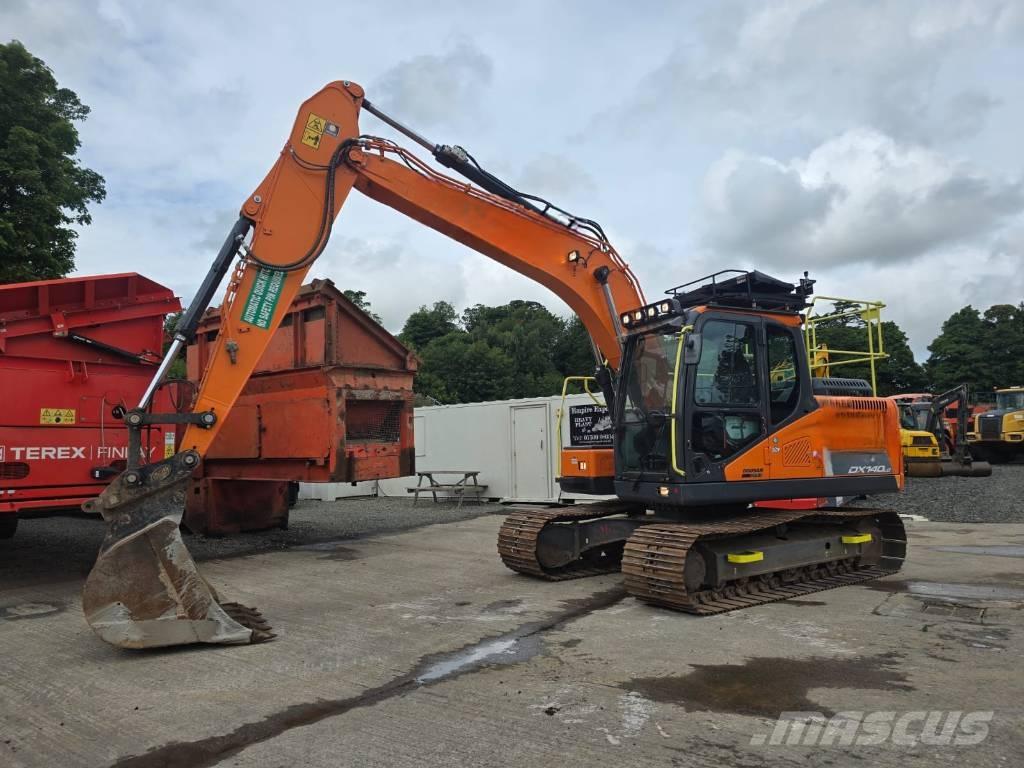 Doosan DX 140 LC Pásové rýpadlá
