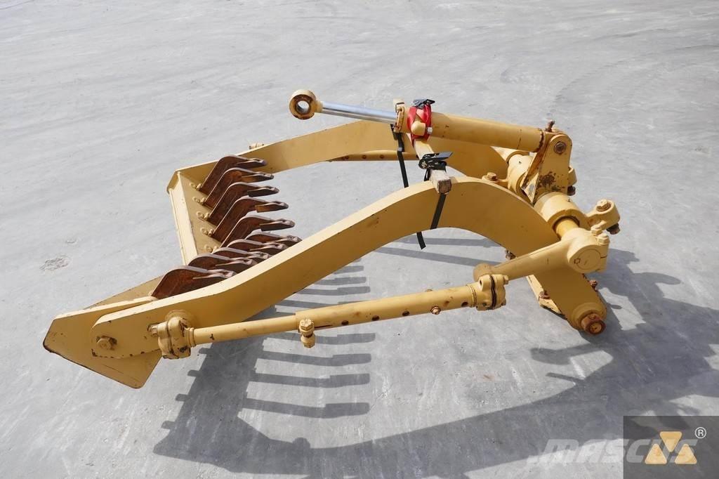 CAT 140H Scarifier Ďalšie komponenty