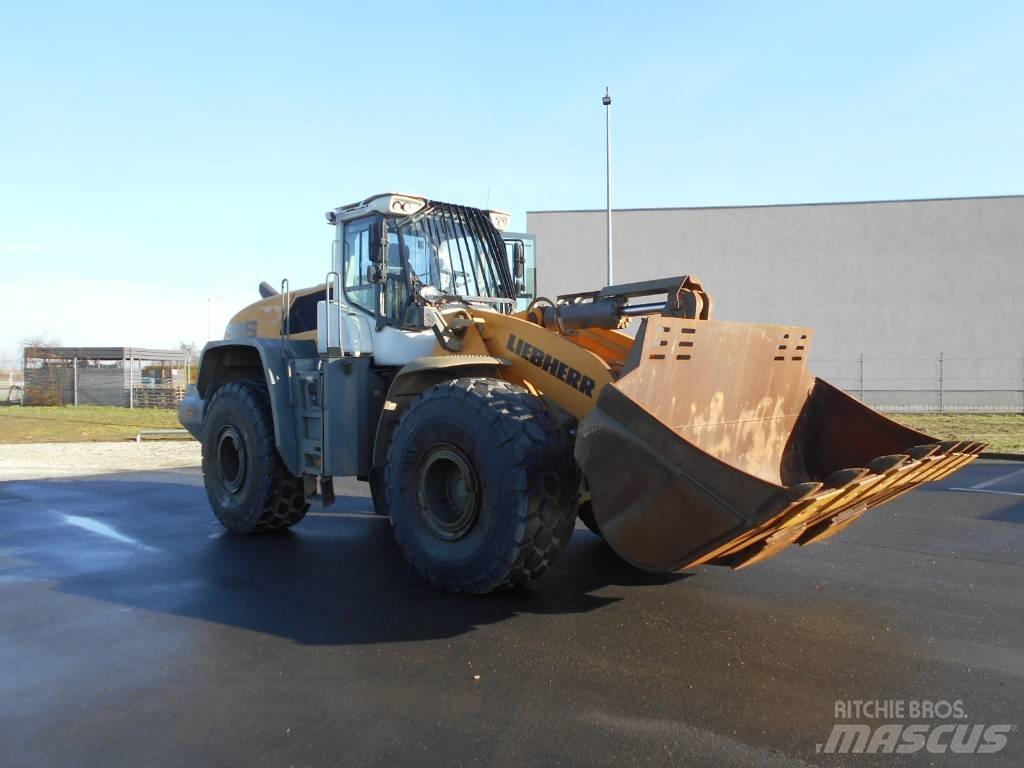 Liebherr L 586 Kolesové nakladače
