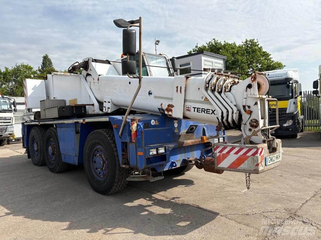 Terex AC 40 City Univerzálne terénne žeriavy