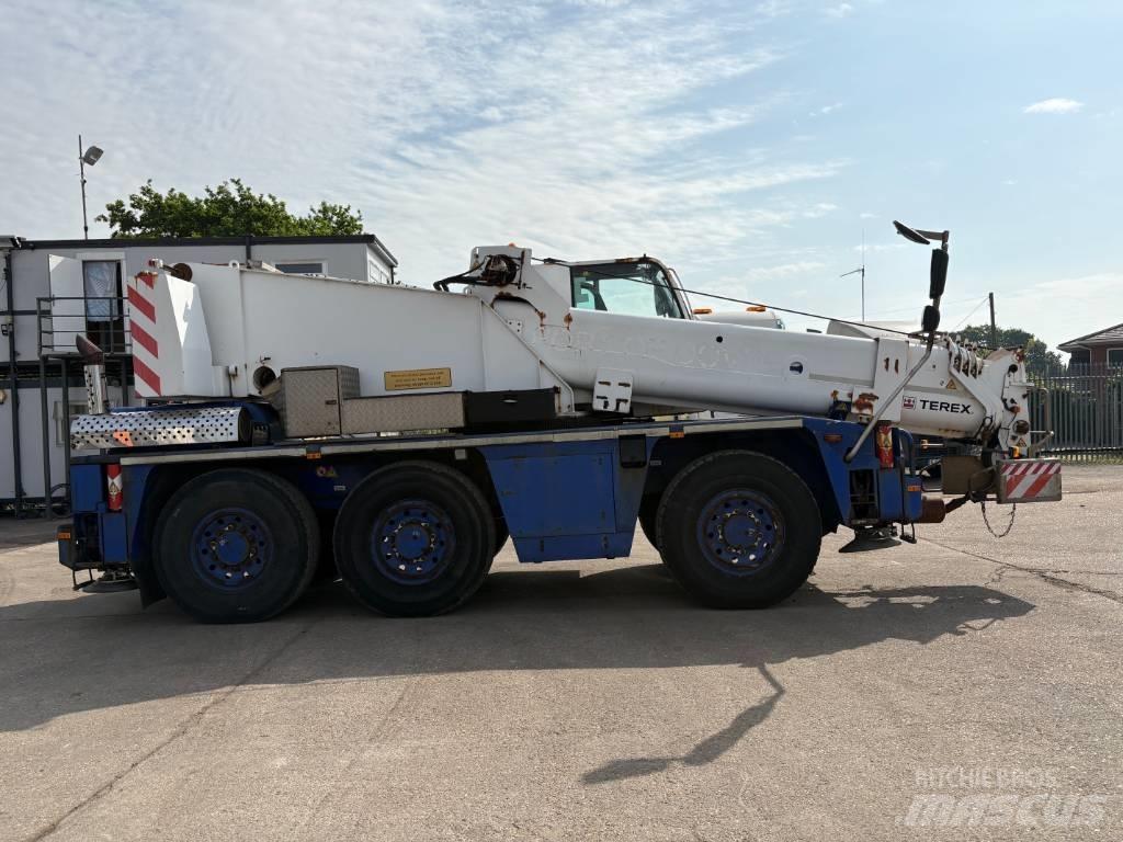 Terex AC 40 City Univerzálne terénne žeriavy