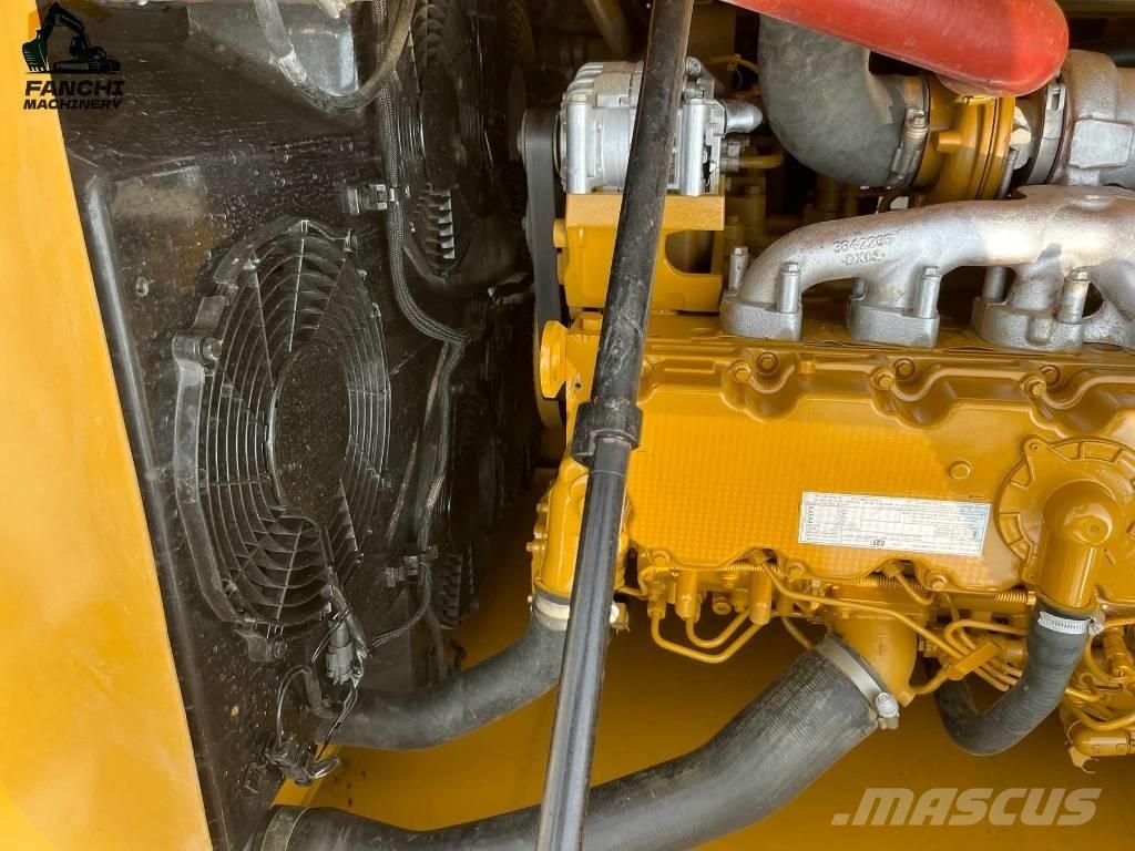 CAT 323 Pásové rýpadlá