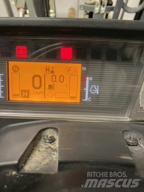 Mitsubishi FD25N3 Dieselové vozíky
