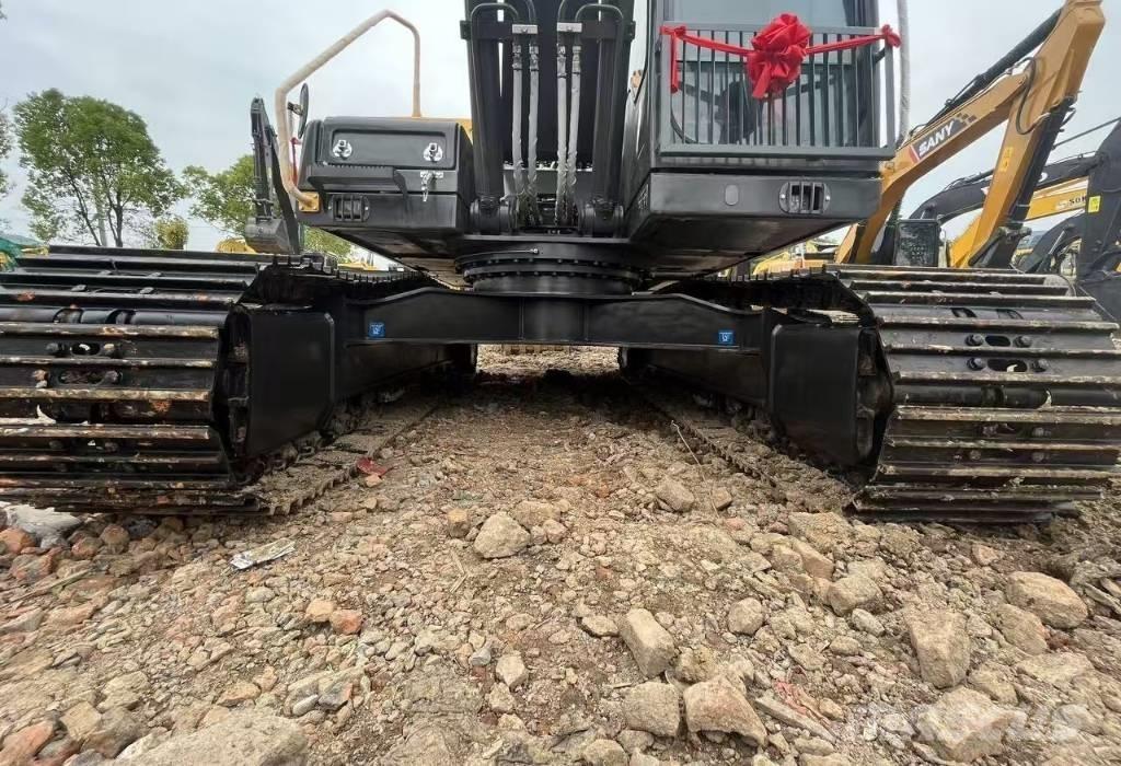 Volvo EC 210 Pásové rýpadlá