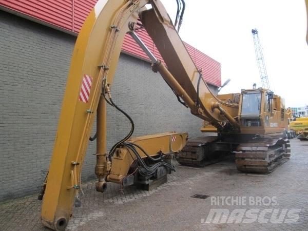 JCB JS 450LC Pilierovej žeriav