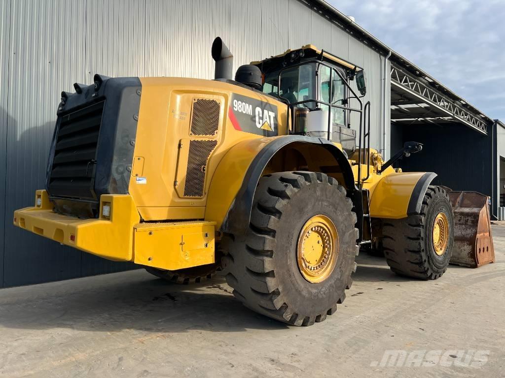 CAT 980M Kolesové nakladače