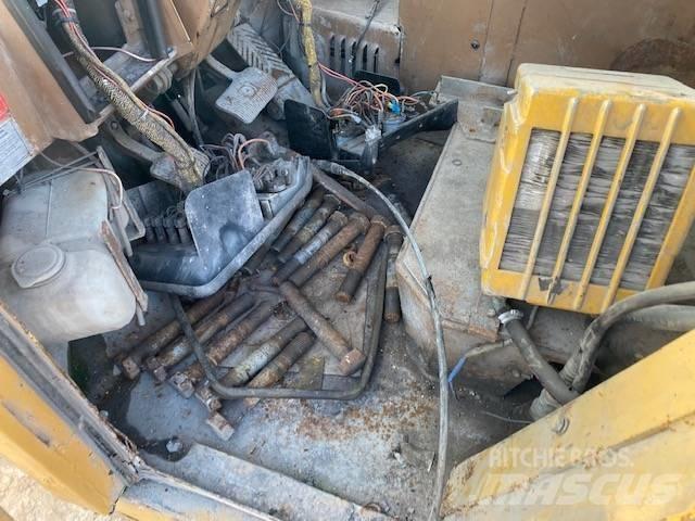 CAT 992 C Kabíny a interiér