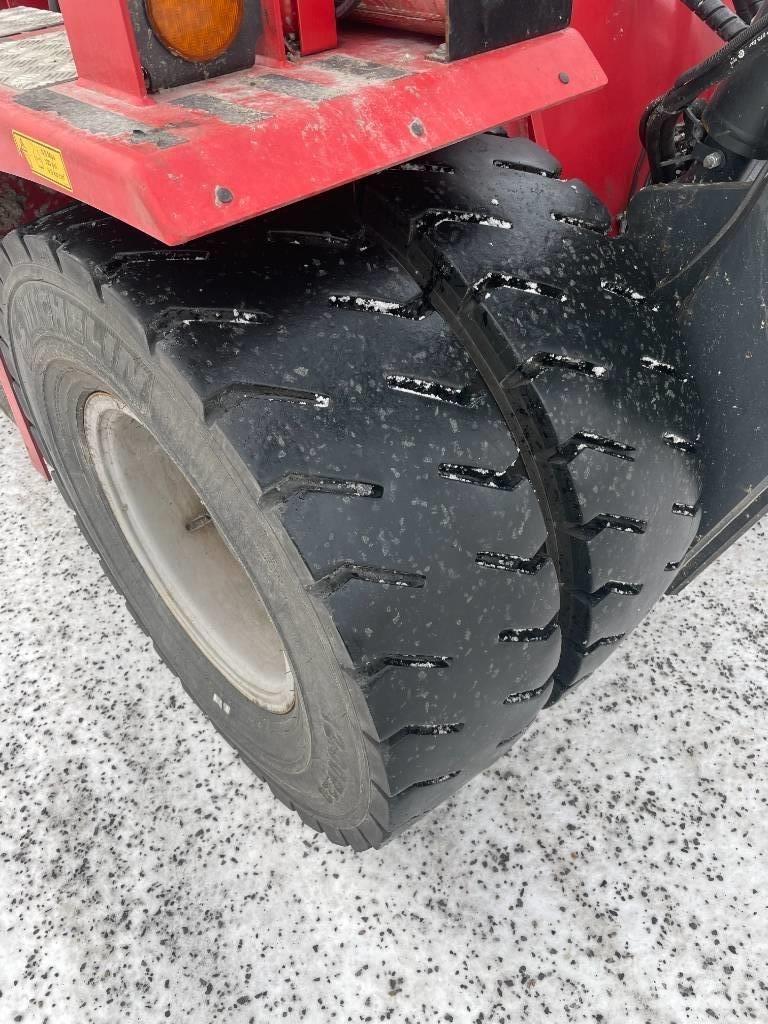 Kalmar DCG120-6 Dieselové vozíky