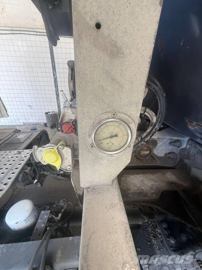 Fruehauf FST4FC, Sklápacie návesy