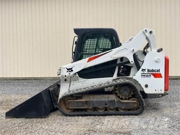 Bobcat T590 Šmykom riadené nakladače
